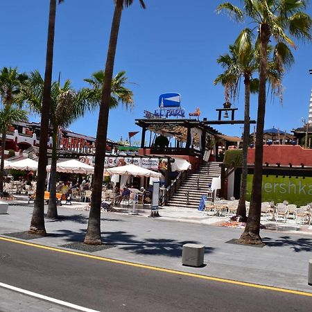 Studio Apartment No 1 Directly On The Beach And Sea, Terrace, Heated Pool, Wifi Playa de las Americas  Luaran gambar