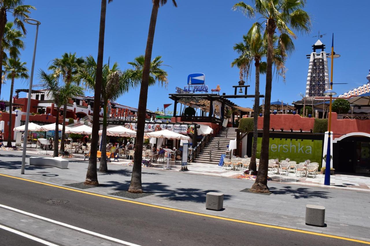 Studio Apartment No 1 Directly On The Beach And Sea, Terrace, Heated Pool, Wifi Playa de las Americas  Luaran gambar